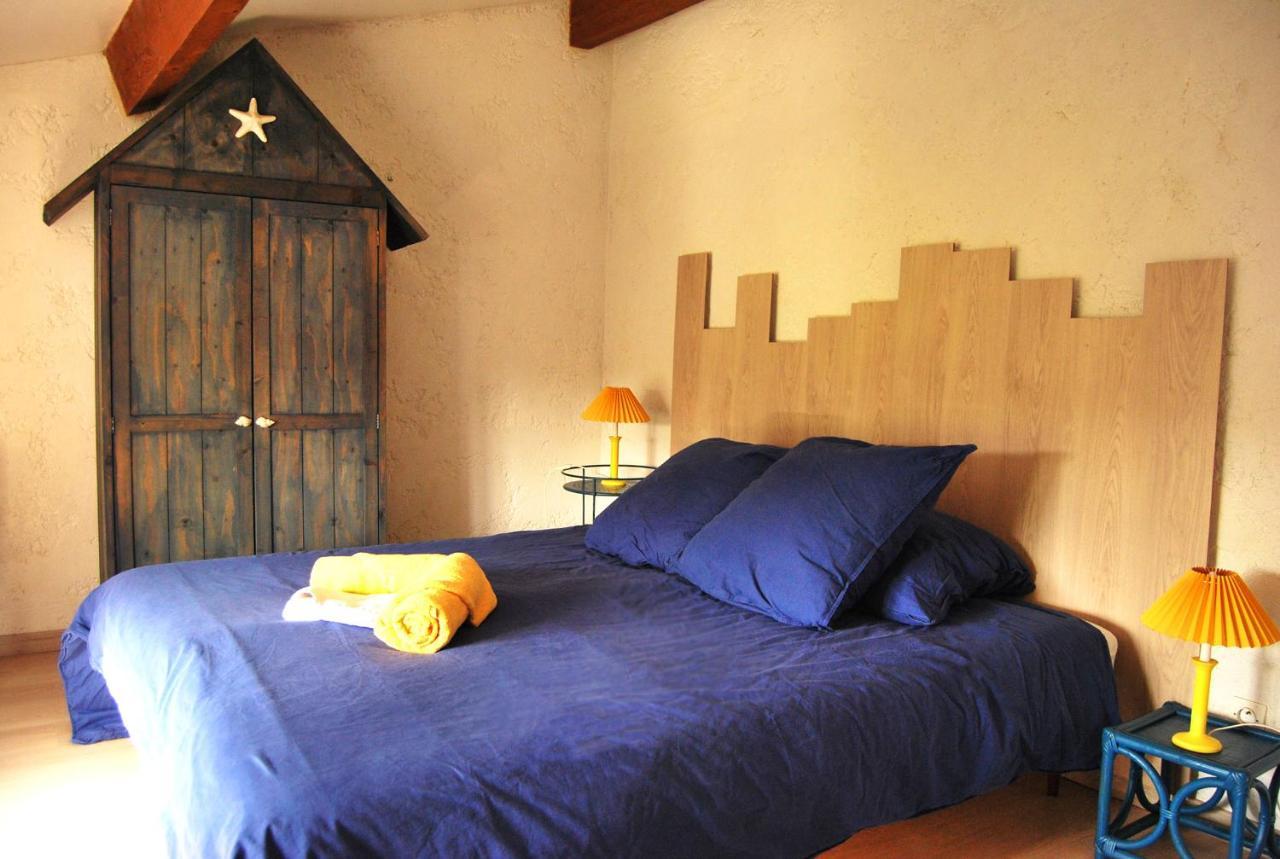 Logis De Chenac - Chambres Et Table D'Hotes Chenac Saint Seurin d'Uzet Esterno foto